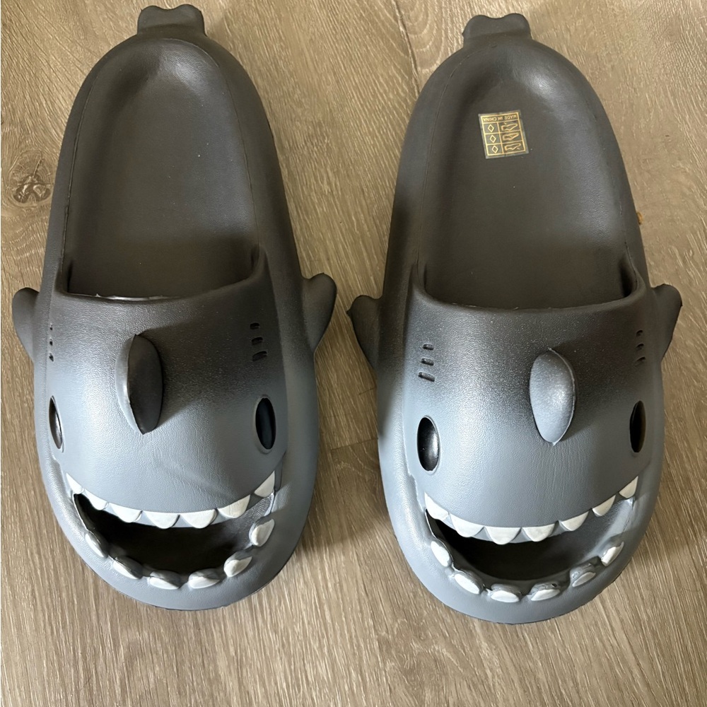 BRAND NEW SHARK SLIDES/SANDALS